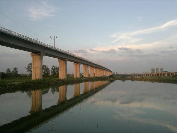 成渝鐵路采用松夏<a href='http://www.rsms457.com/' target='_blank'><u>空氣彈簧</u></a>